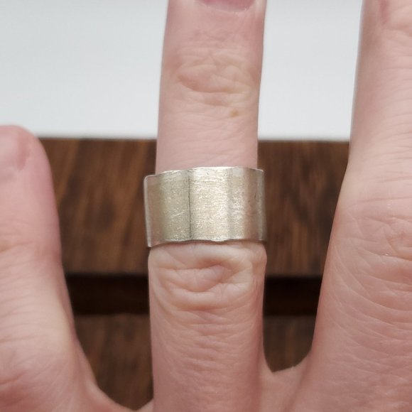 Size 6 925 Sterling Silver Rustic Brushed Wide Ring - Picture 1 of 7
